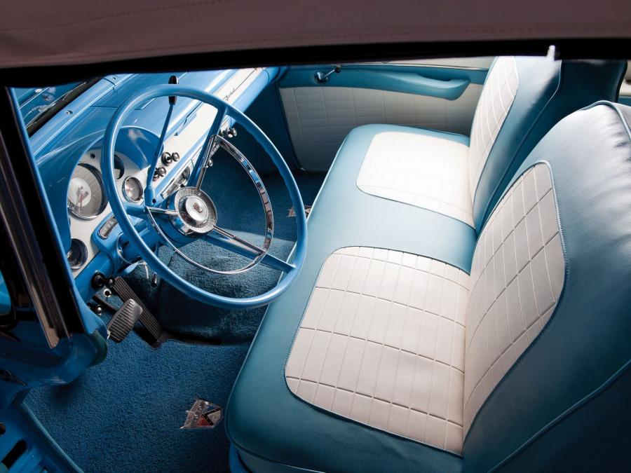  Ford Fairlane Sunliner Convertible 1956 года  (фото 30 из 42)